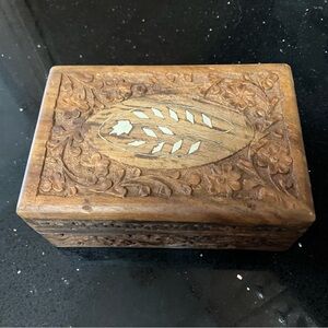 Vintage Handcrafted Wooden Jewelry Box with Floral Inlay